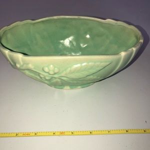 Beautiful Vintage California #409 USA ART POTTERY